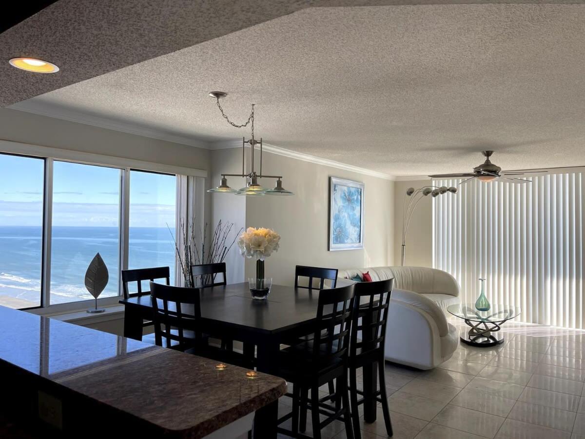 Luxury Large Ocean Front With Pool North Mb Apartment