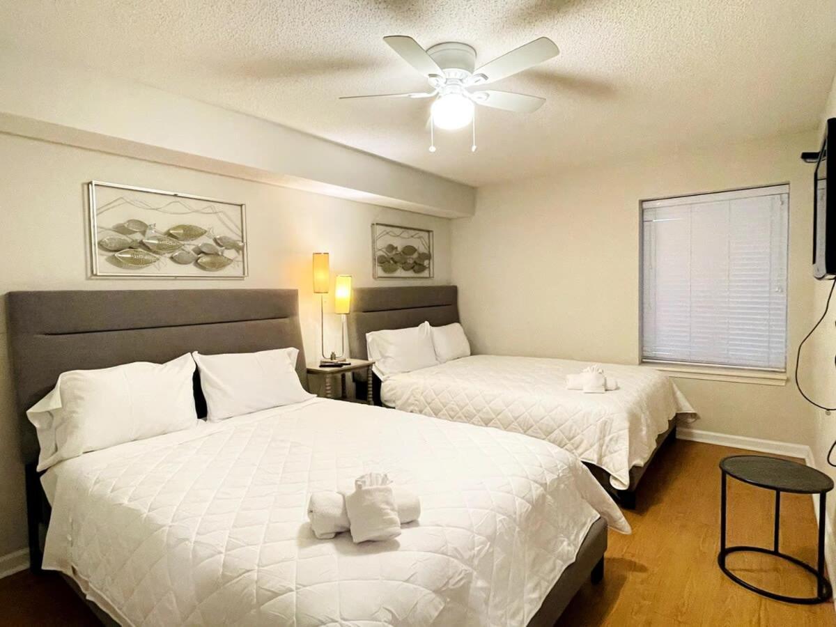 Apartment Luxury Large Ocean Front With Pool North Mb