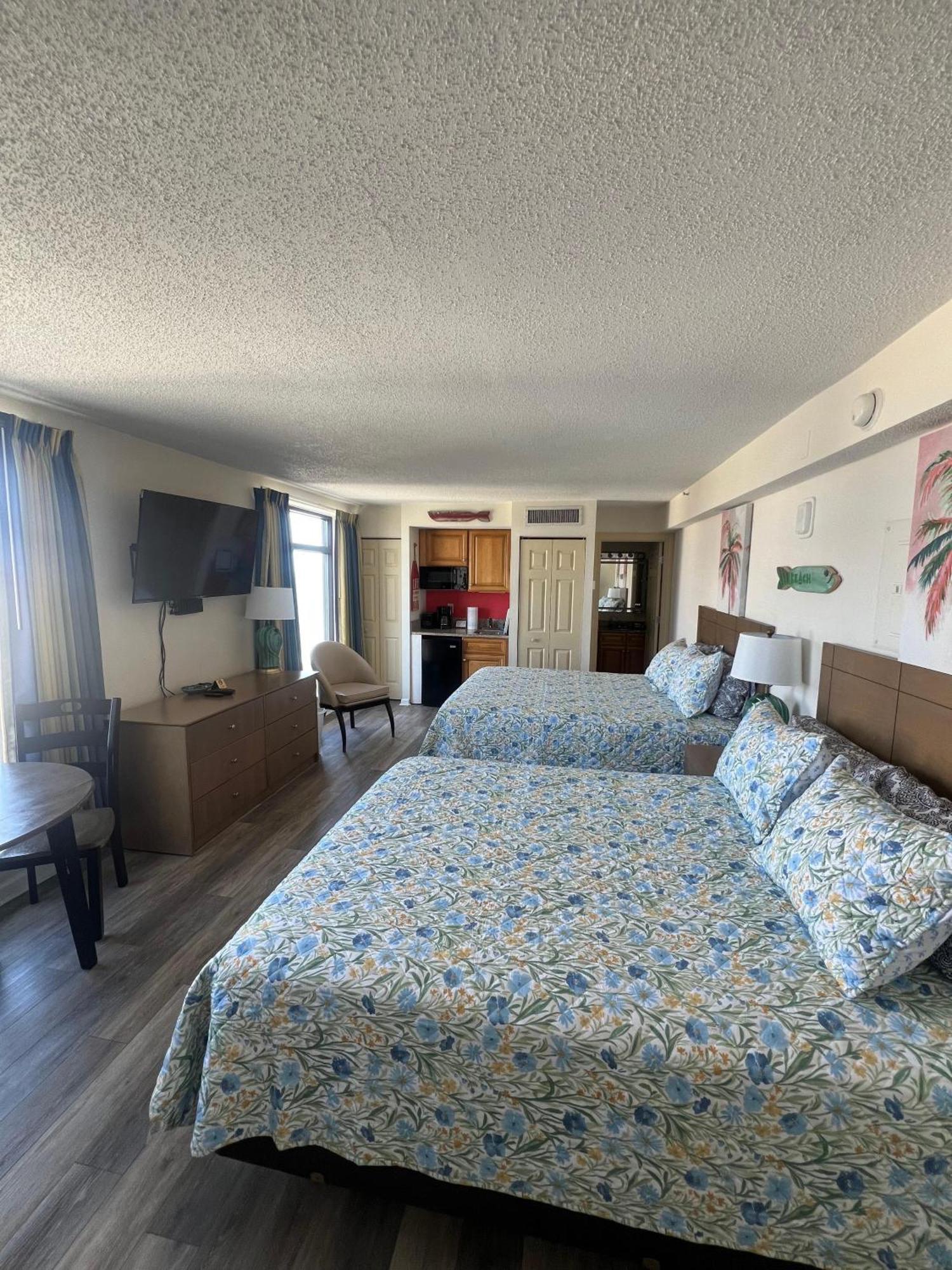 Bc1600 Colony 1br 1 Bath