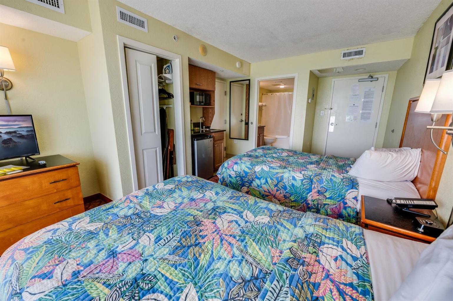 Apartment Direct Oceanfront View W Pools High Floor