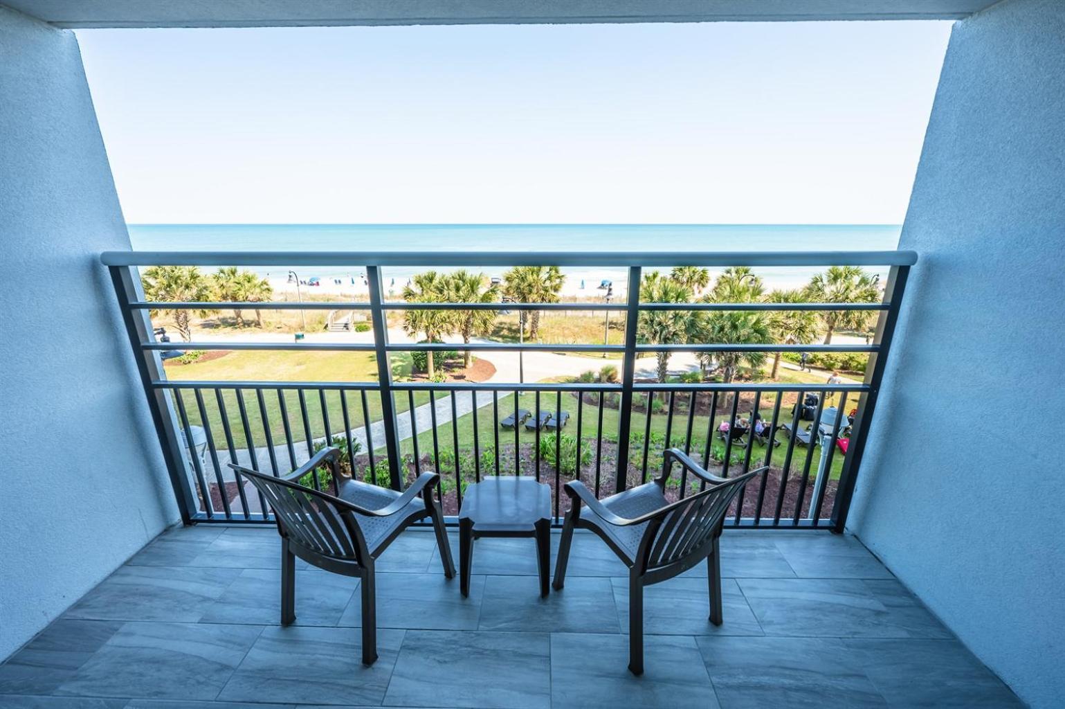 New 1 Bedroom Ocean Front Views And Poolside Paradise Apartment