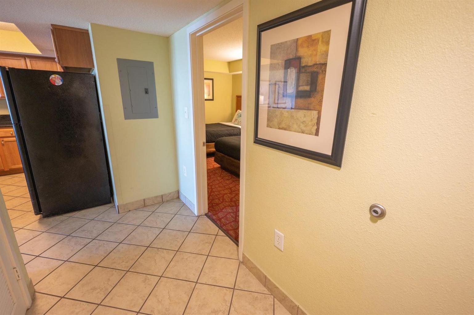 Apartment New 1 Bedroom Ocean Front Views And Poolside Paradise *