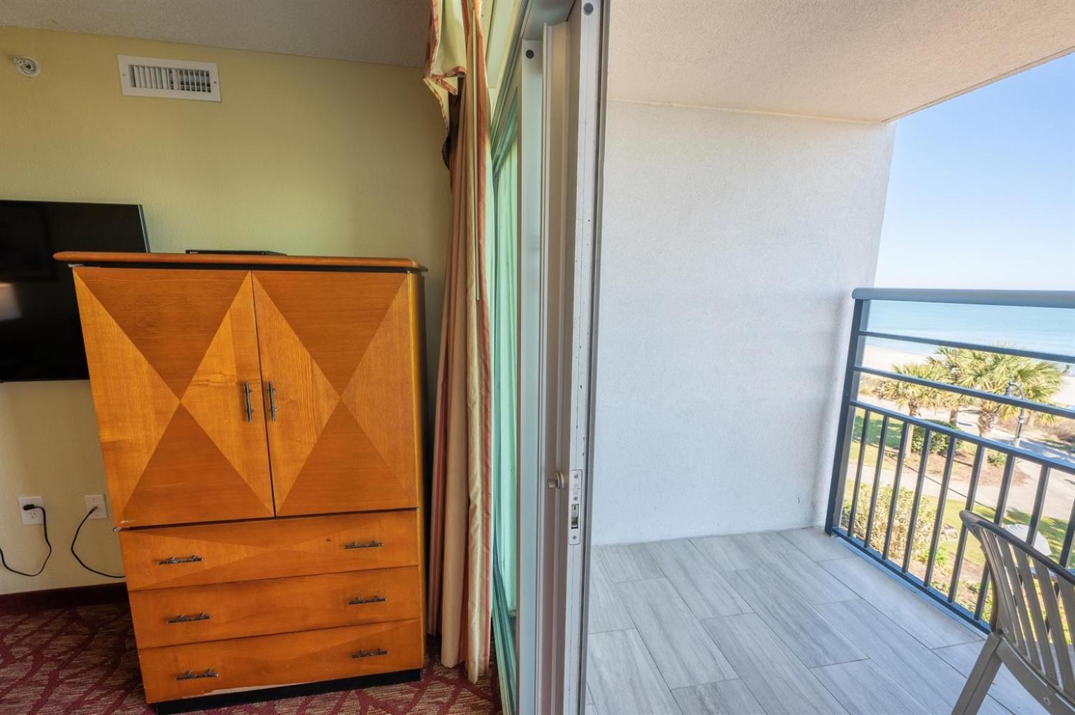 New 1 Bedroom Ocean Front Views And Poolside Paradise * Myrtle Beach
