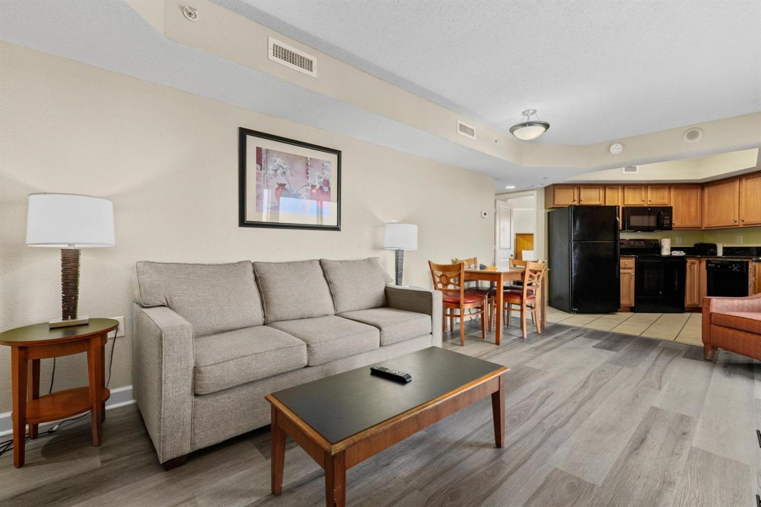 Spacious, Bay View - Close To Boardwalk, Location! Myrtle Beach