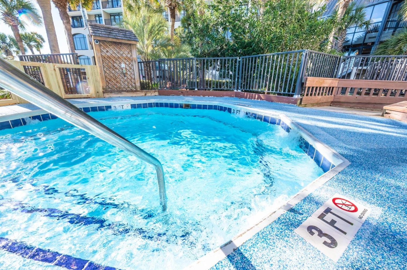 Holiday home New Remodeled Direct Oceanfront Views Cove *