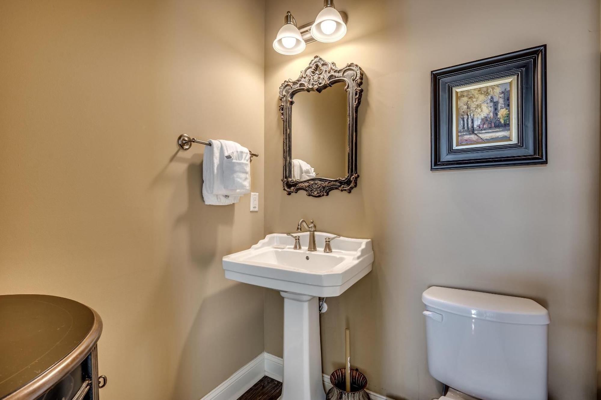 Landyns House 312sb *