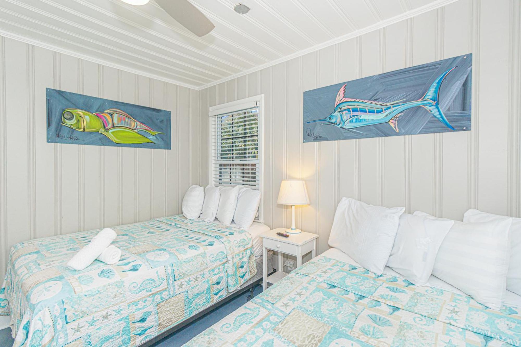 Holiday home Beautifully Updated House-bella Sirena! Short Walk To The Beach! Sleeps 8!