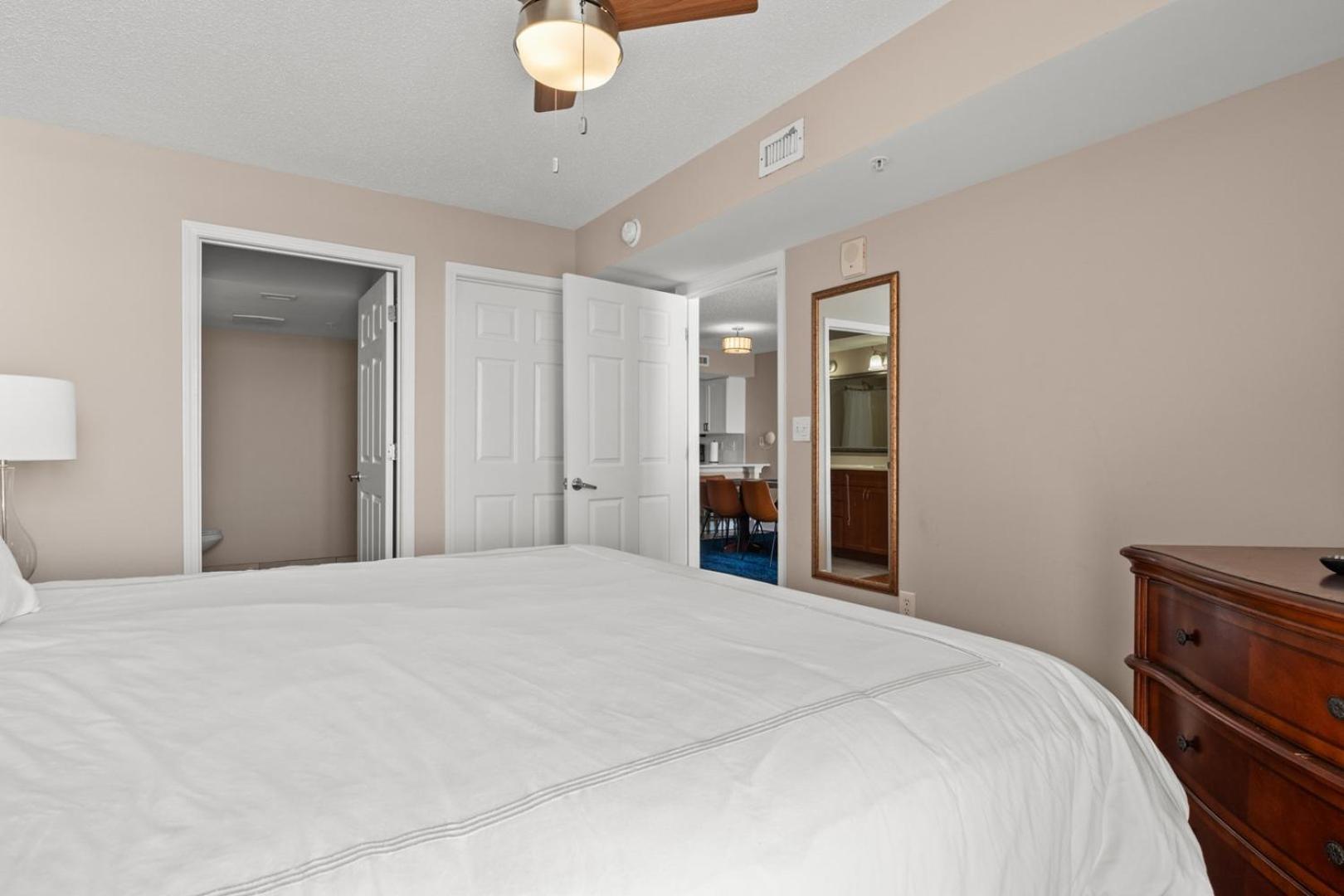 Bahama Sands 1204 *