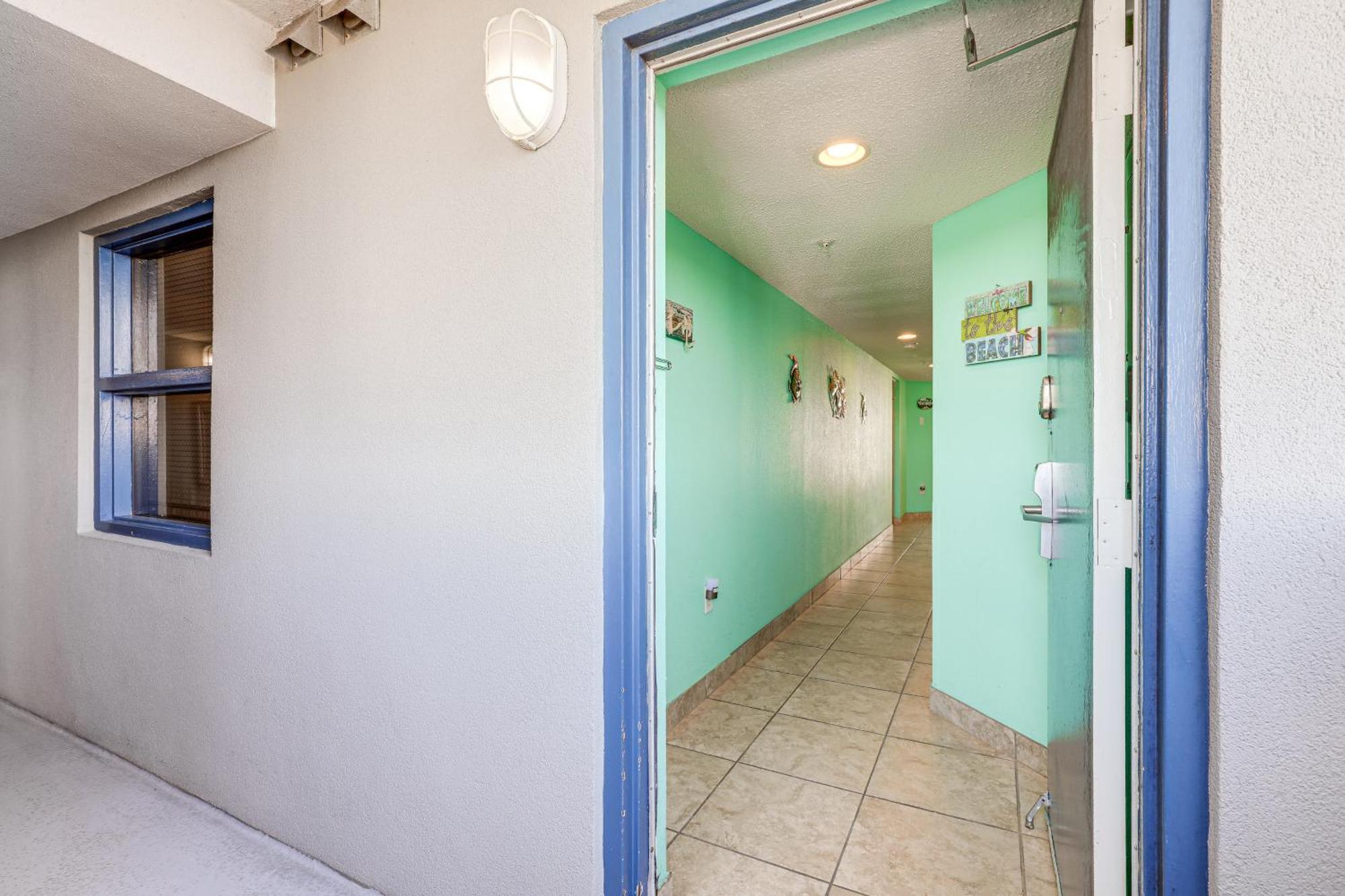 Oceanfront With Huge Balcony Walk To Skywheel Apartment