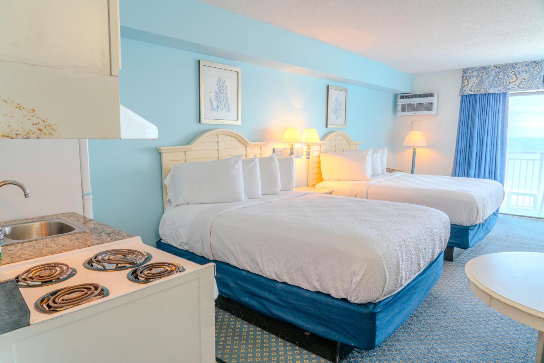 Holiday home Direct Oceanfront Double Queen Suite! Stunning Ocean Views! Sleeps 4! Sea Mist 20802