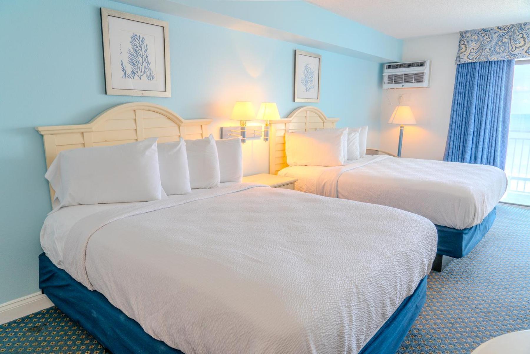 Direct Oceanfront Double Queen Suite! Stunning Ocean Views! Sleeps 4! Sea Mist 20802 * Myrtle Beach