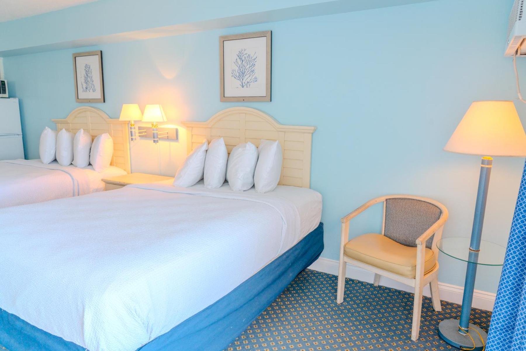Direct Oceanfront Double Queen Suite! Stunning Ocean Views! Sleeps 4! Sea Mist 20802 Holiday home