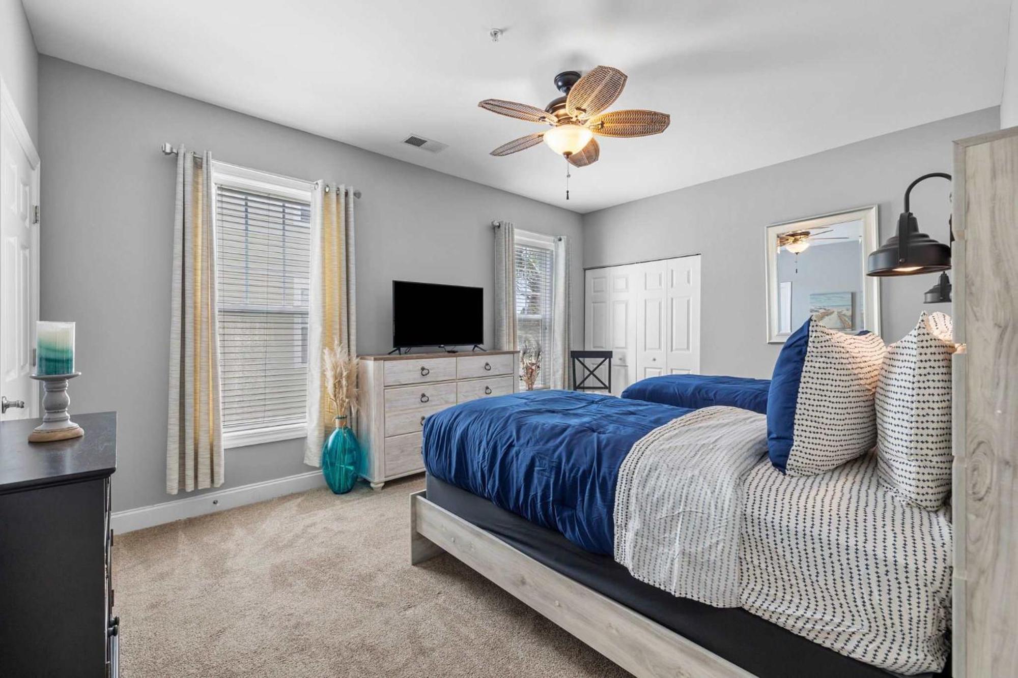 Newly Renovated 3br At World Tour *