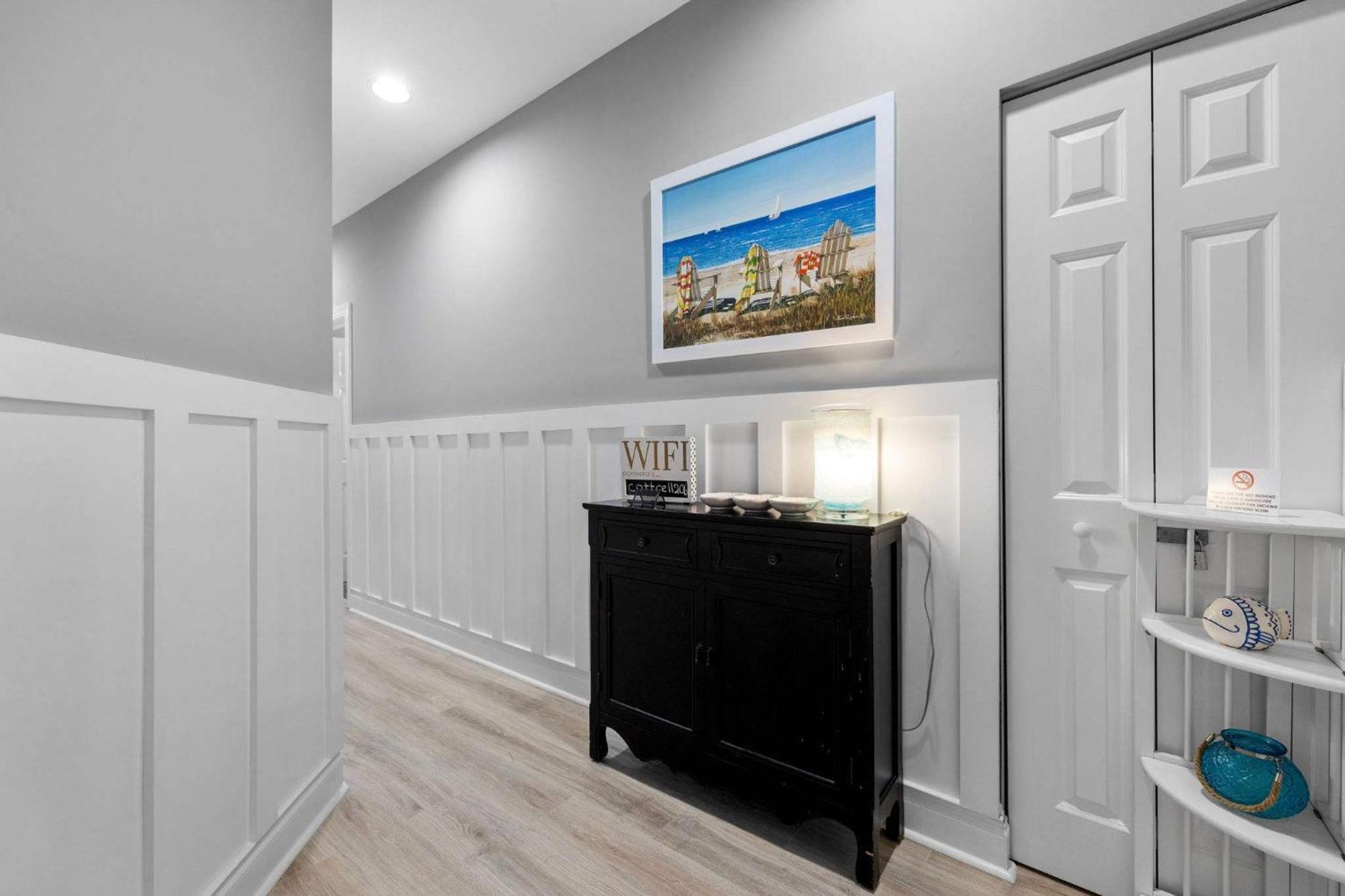 Newly Renovated 3br At World Tour