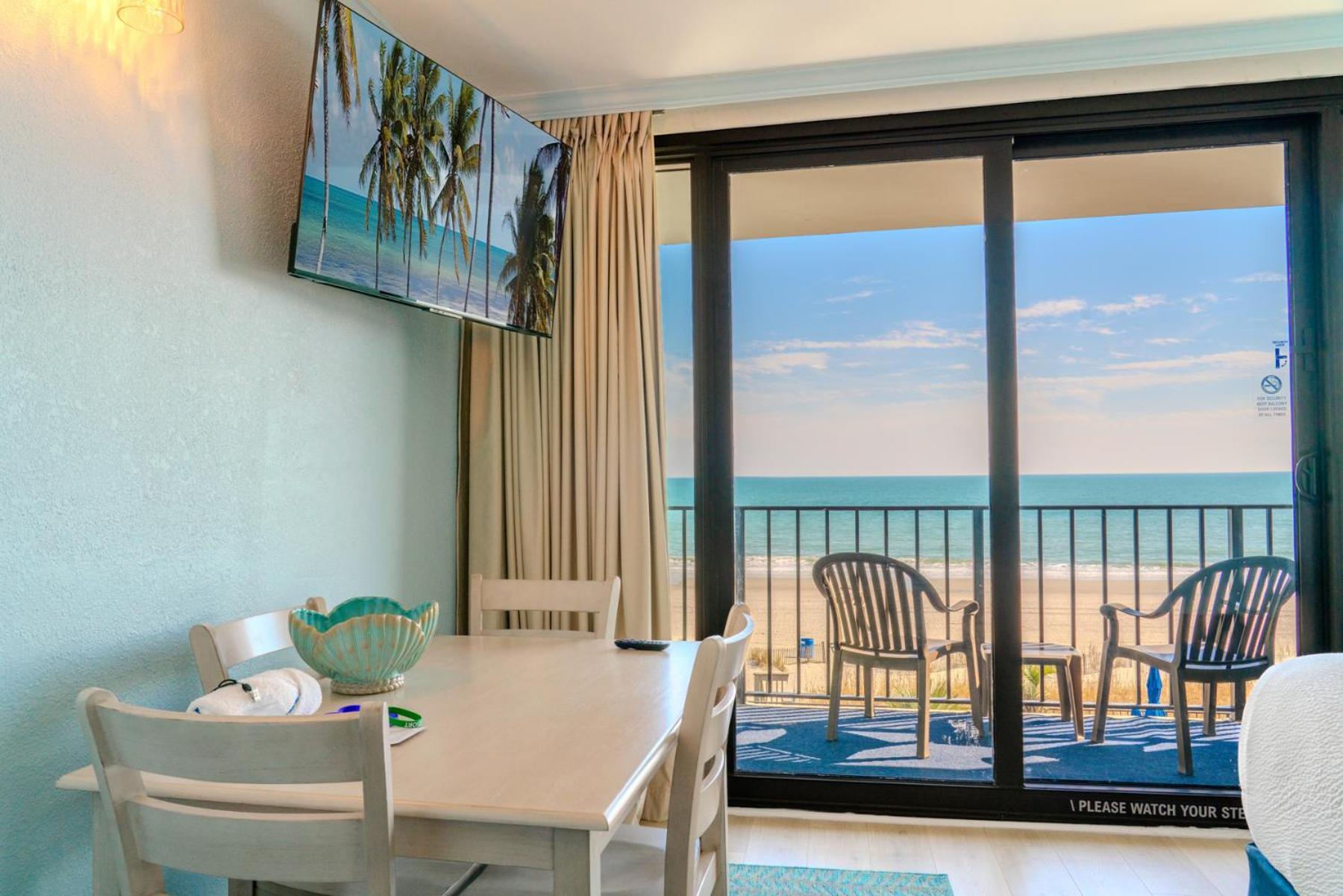 Direct Oceanfront 1 Bedroom Suite! Schooner At Compass Cove 335- Sleeps 4! * Myrtle Beach