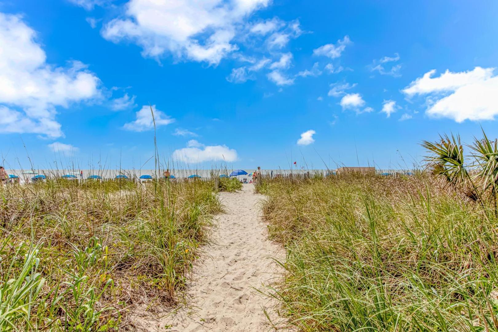 Direct Oceanfront 1 Bedroom Suite! Schooner At Compass Cove 335- Sleeps 4! * Myrtle Beach
