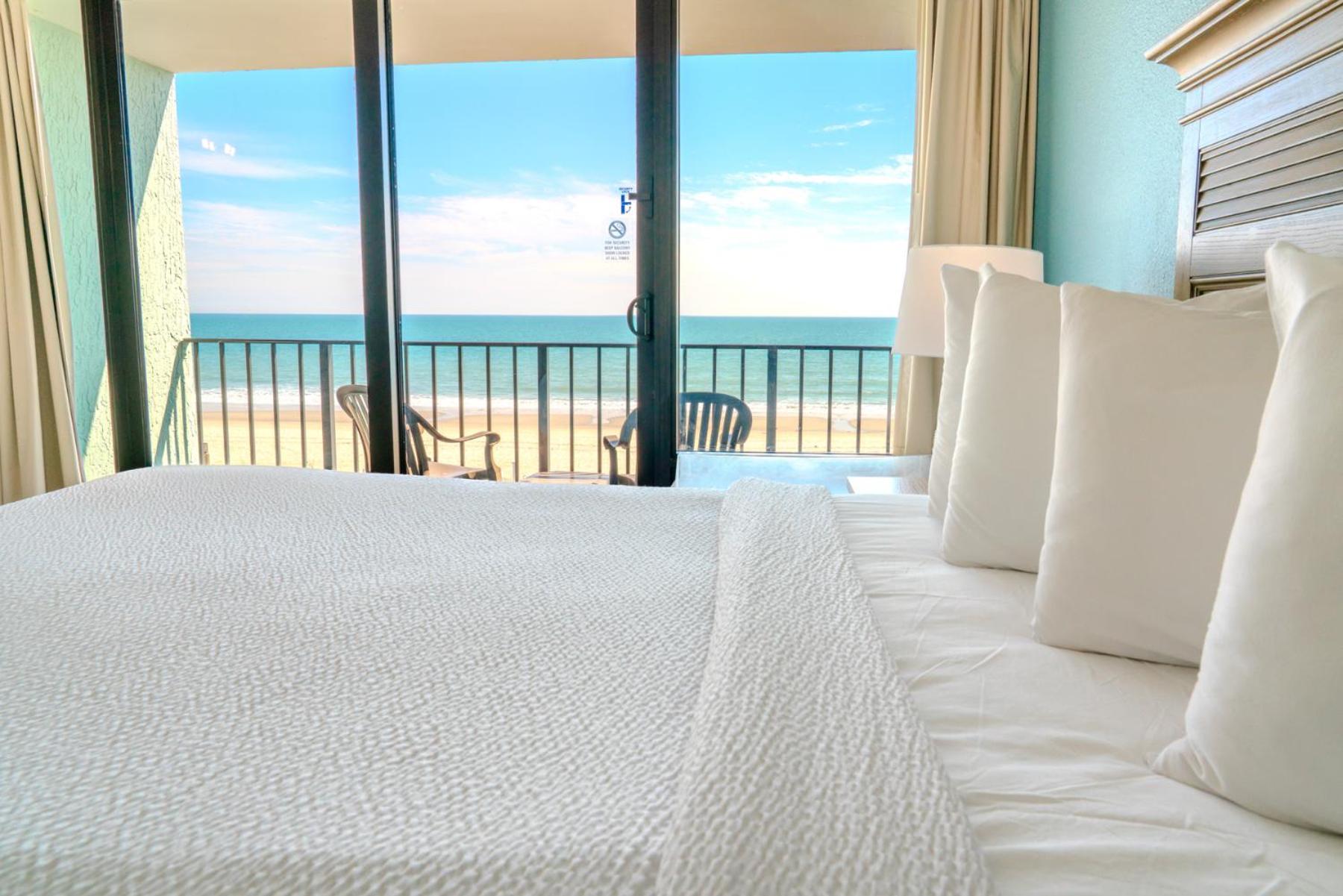 Direct Oceanfront 1 Bedroom Suite! Schooner At Compass Cove 335- Sleeps 4! * Myrtle Beach