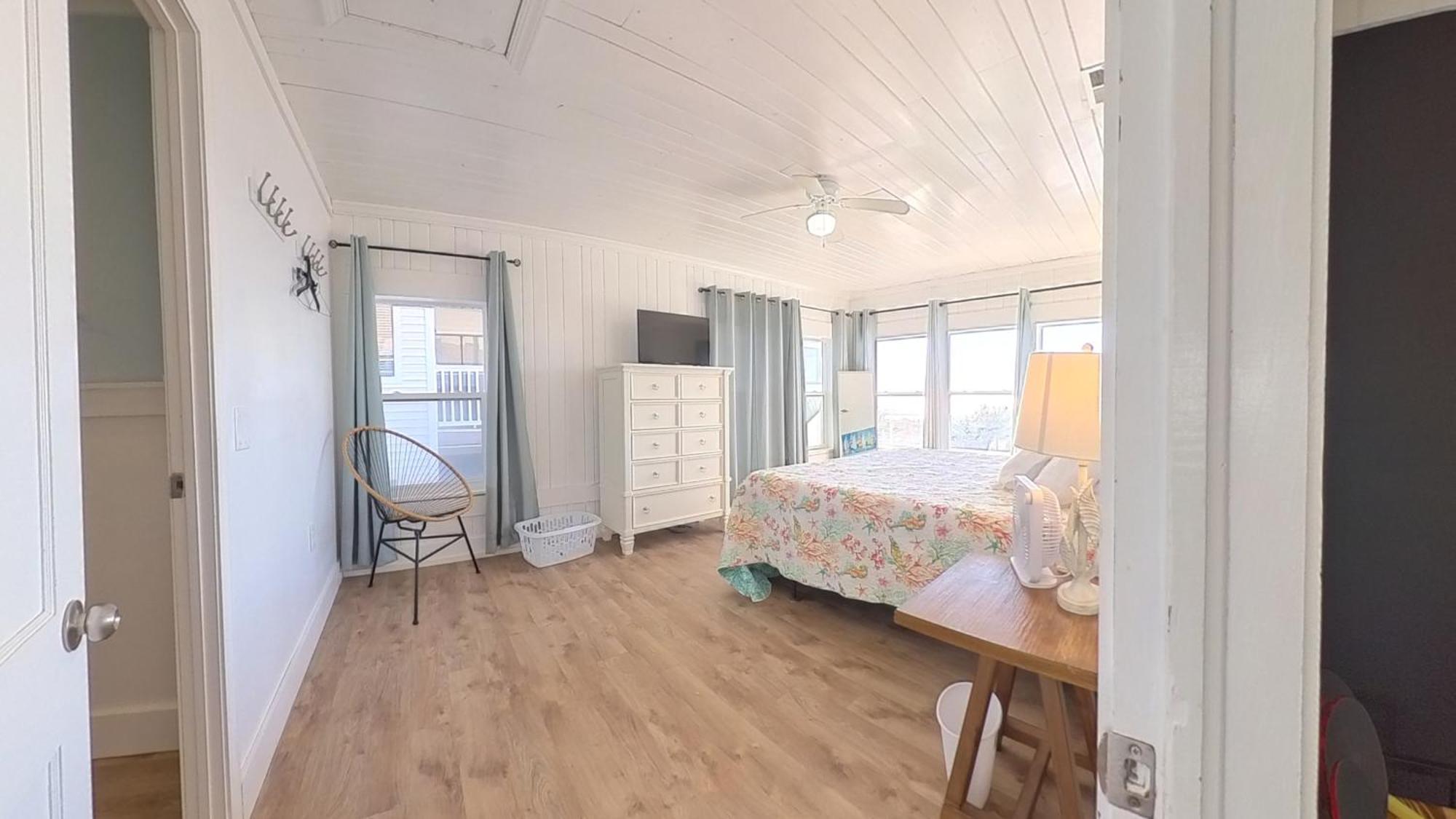 Holiday home Oceanfront, Centrally Located, Huge 5k Sq Ft W Huge Private Pool, Hot Tub, & Gameroom Myrtle Beach