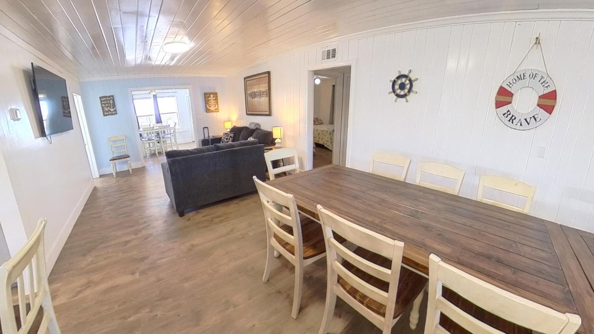 Oceanfront, Centrally Located, Huge 5k Sq Ft W Huge Private Pool, Hot Tub, & Gameroom Myrtle Beach