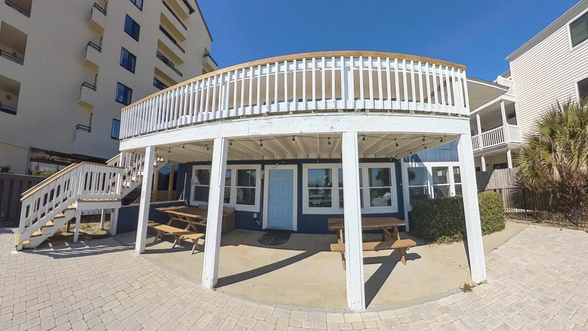 Oceanfront, Centrally Located, Huge 5k Sq Ft W Huge Private Pool, Hot Tub, & Gameroom Holiday home Myrtle Beach