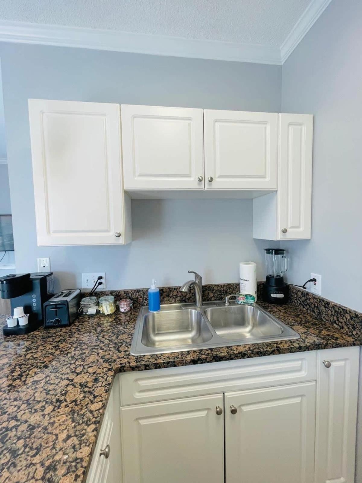 Warm And Cozy 1br At At Myrtlewoods Apartment *