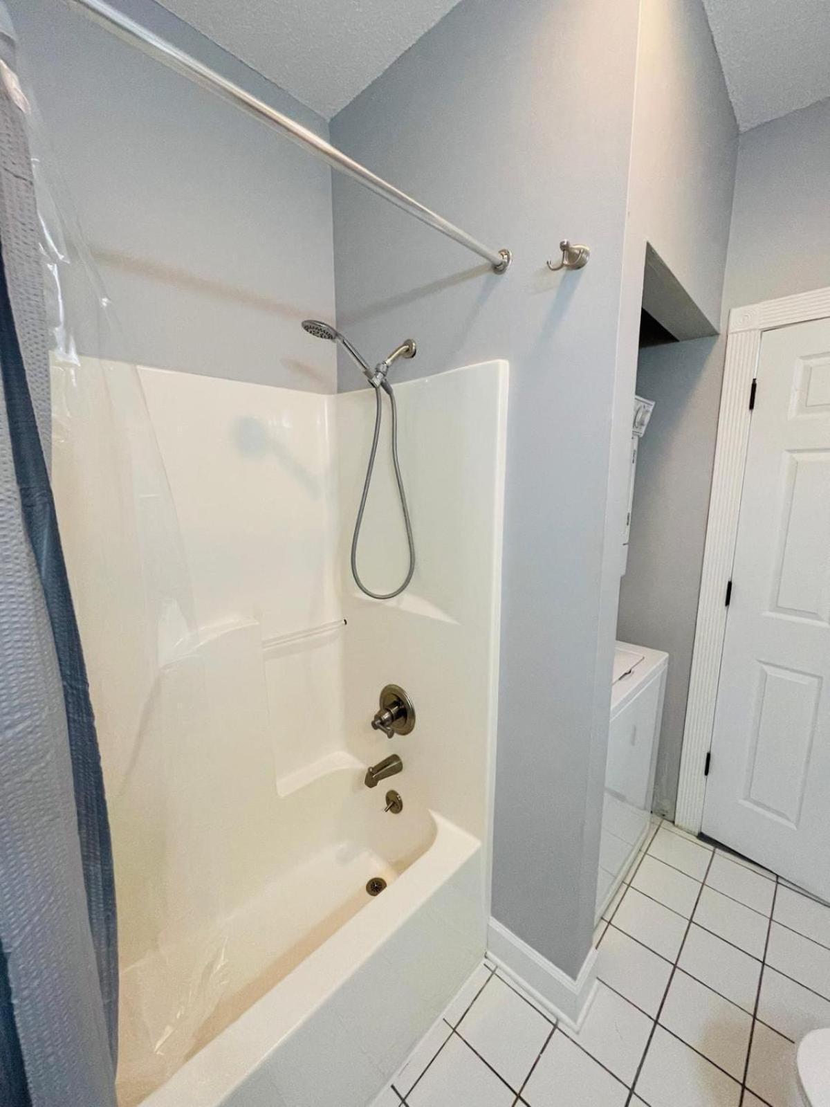 Warm And Cozy 1br At At Myrtlewoods Apartment *