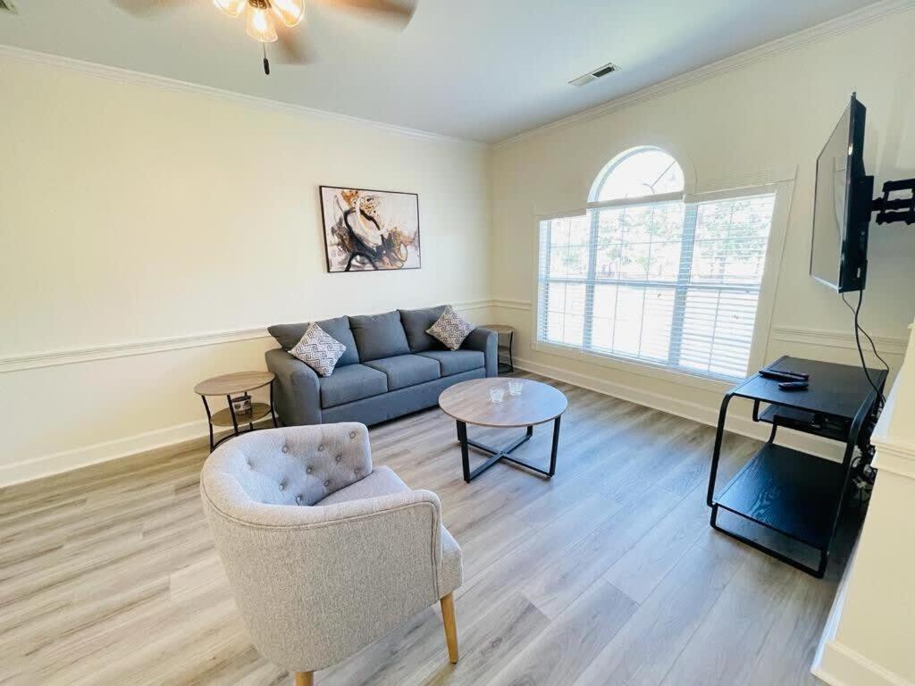 Stylish Newly Renovated On The Golf Course Apartment Myrtle Beach