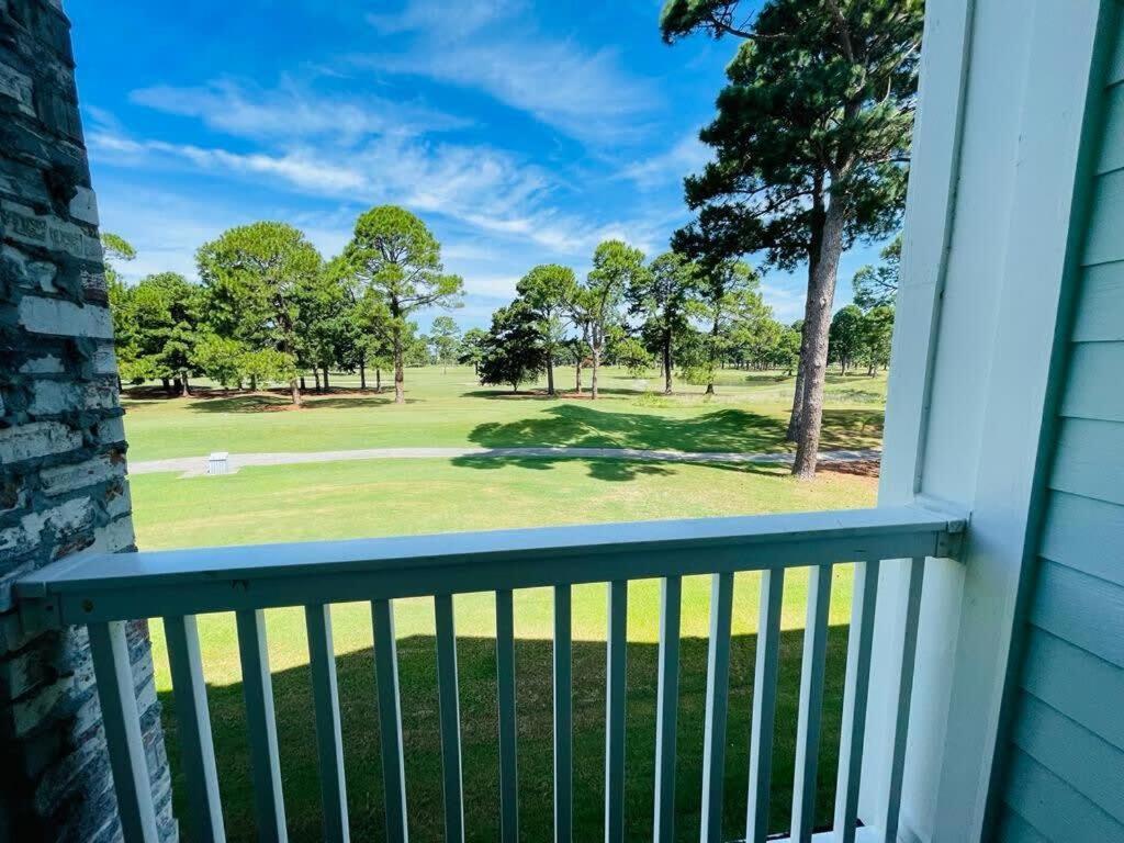 Stylish Newly Renovated On The Golf Course *