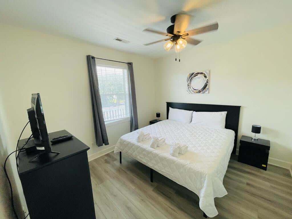 Apartment Stylish Newly Renovated On The Golf Course *