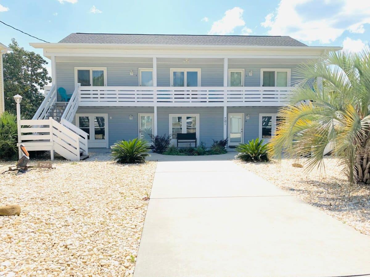 North Myrtle C Beautiful Triplex Unit Apartment *