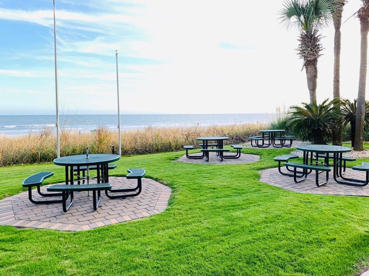 Dunes Ocean Front * Myrtle Beach