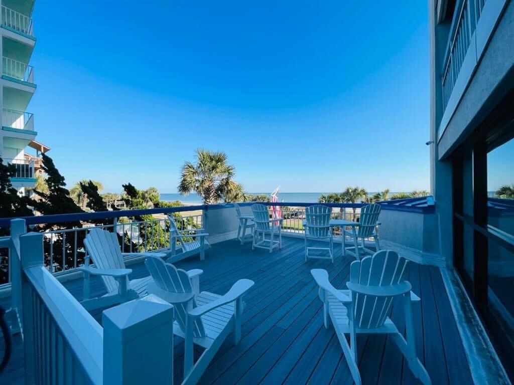 Lovely 1br With Side View Of Ocean Apartment