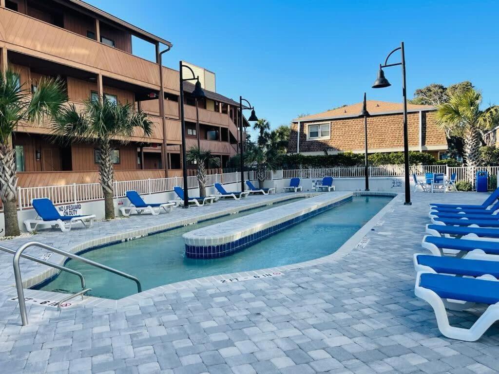 Apartment Lovely 1br With Side View Of Ocean Myrtle Beach