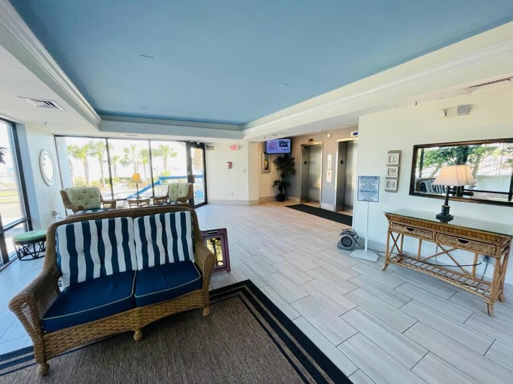 Lovely 1br With Side View Of Ocean Apartment Myrtle Beach