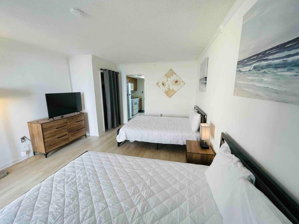 Carolina Winds #5 Beautiful Ocean View Pool Apartment Myrtle Beach