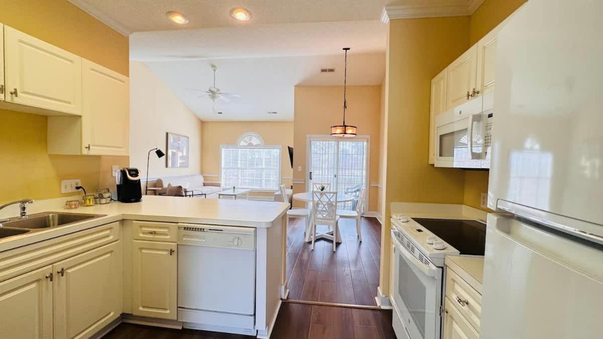 Apartment Adorable 1br With Pool View At Magnolia Myrtle Beach