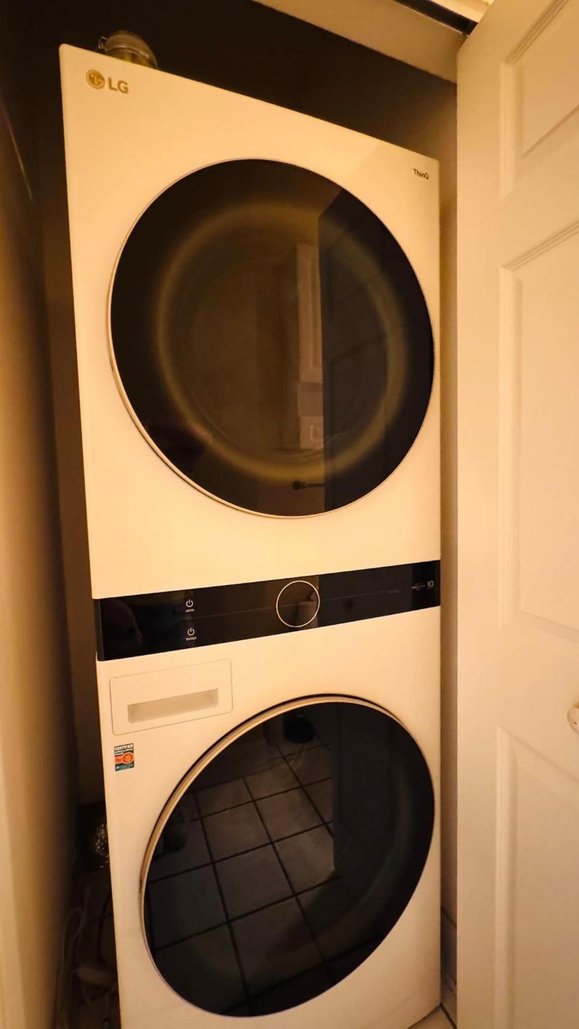 Adorable 1br With Pool View At Magnolia Apartment