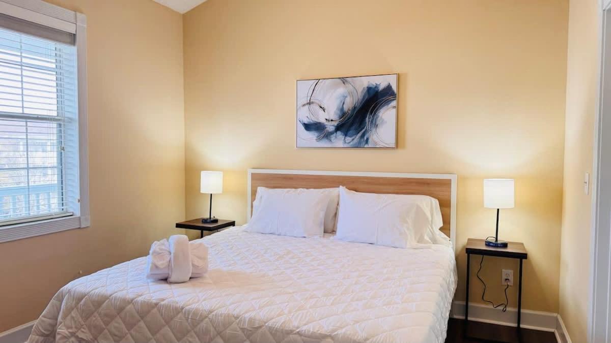 Adorable 1br With Pool View At Magnolia Apartment *