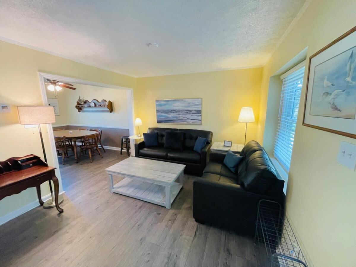Holiday home Relax In Cozy Townhouse 2block To The Myrtle Beach
