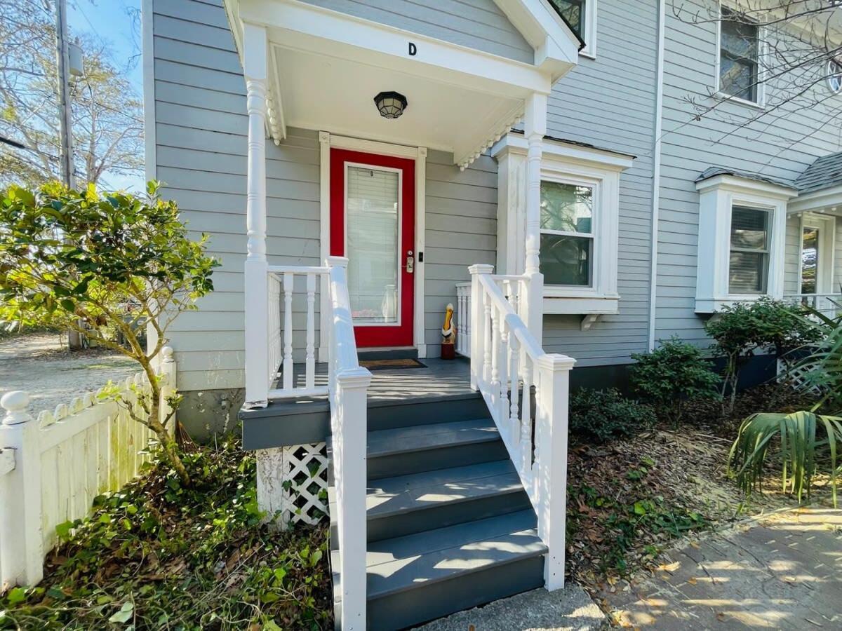 Relax In Cozy Townhouse 2block To The