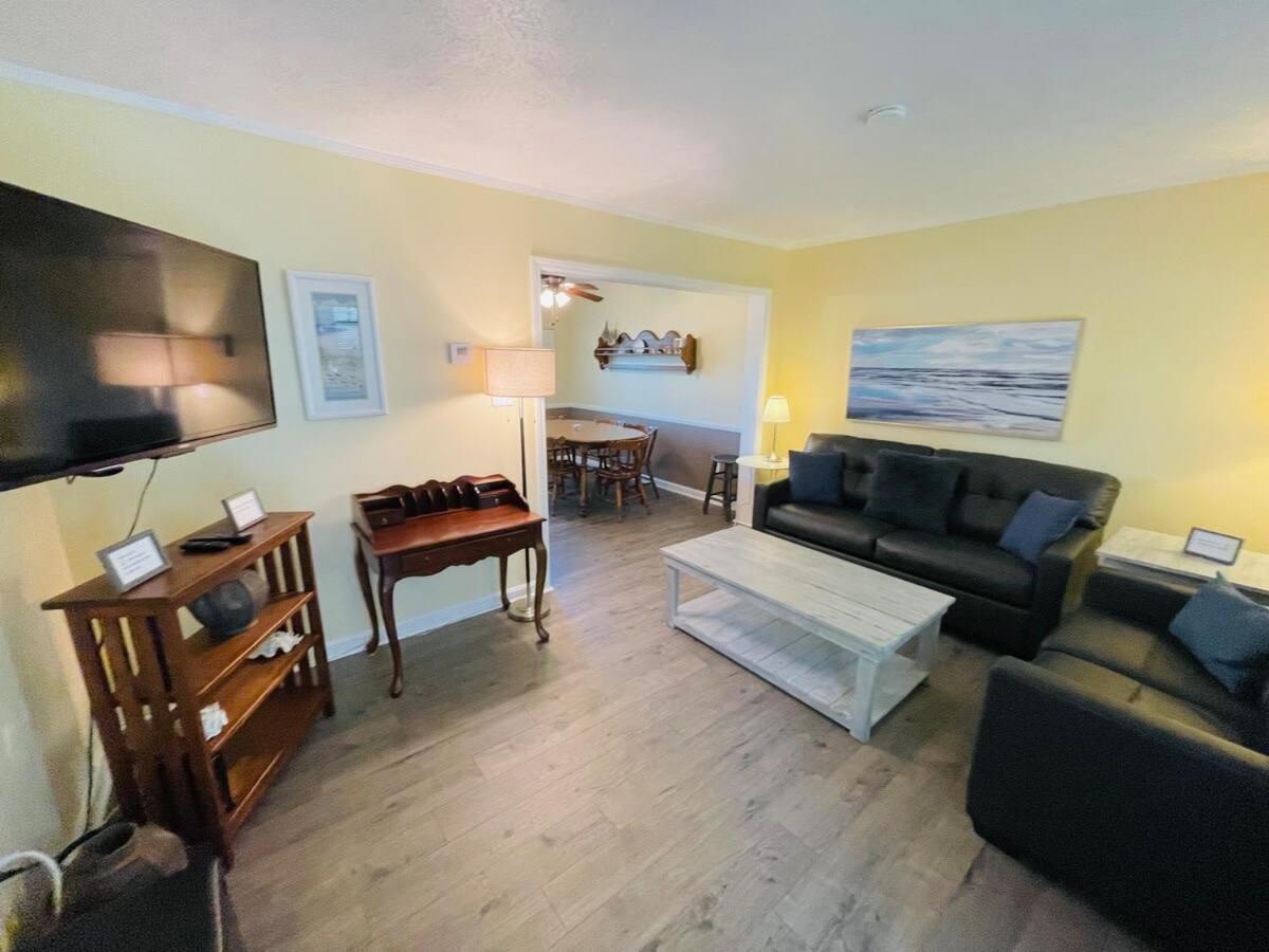 Holiday home Relax In Cozy Townhouse 2block To The