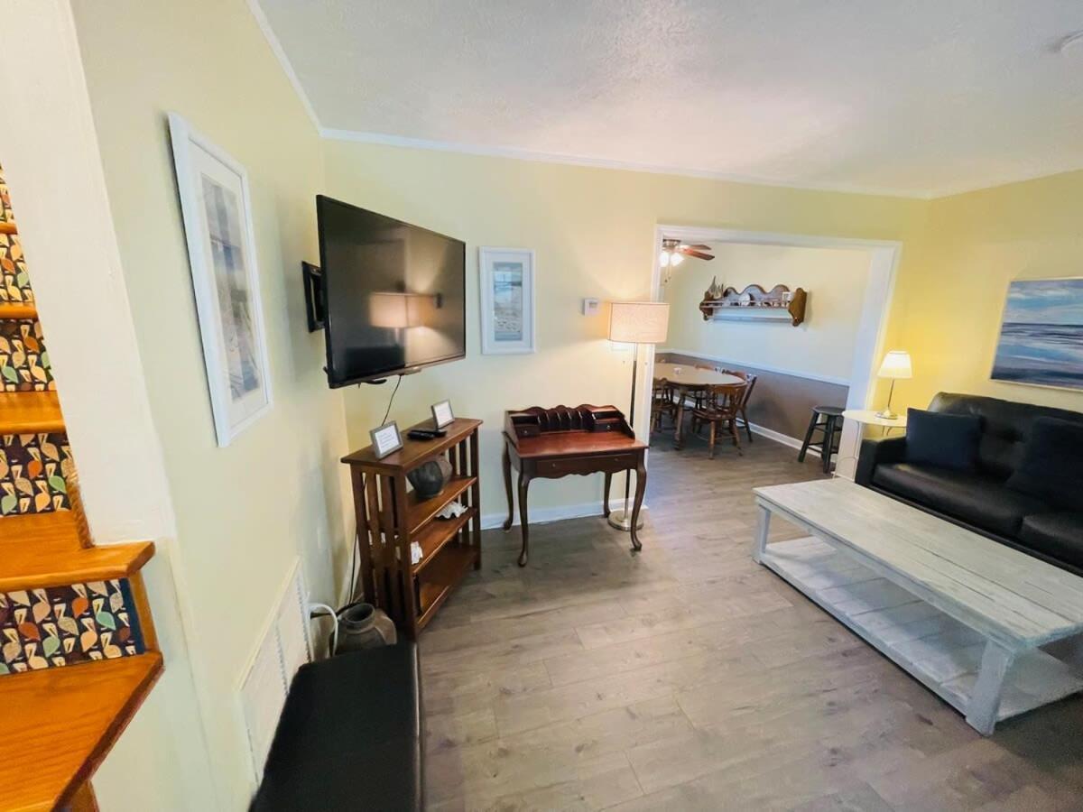 Holiday home Relax In Cozy Townhouse 2block To The Myrtle Beach
