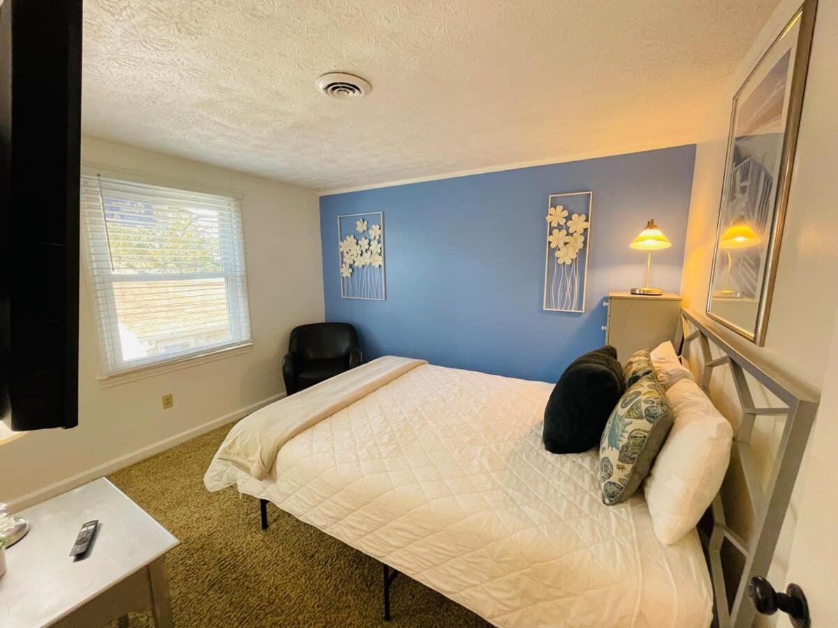 Relax In Cozy Townhouse 2block To The Holiday home