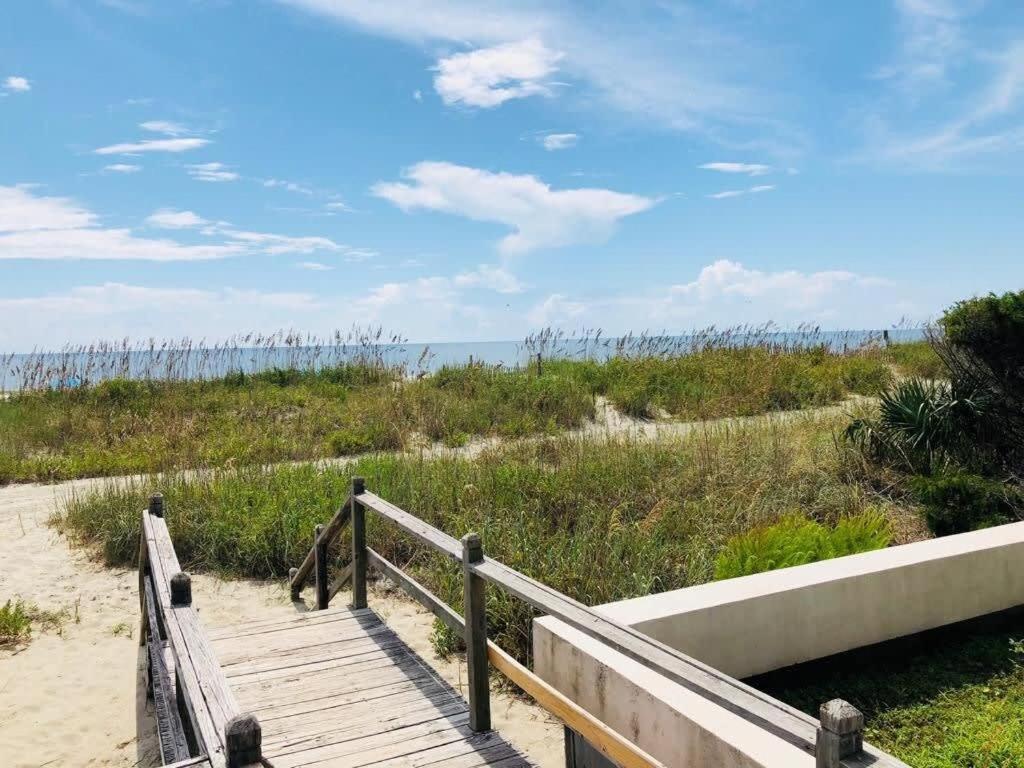 Towers Beautiful Ocean View Apartment Myrtle Beach