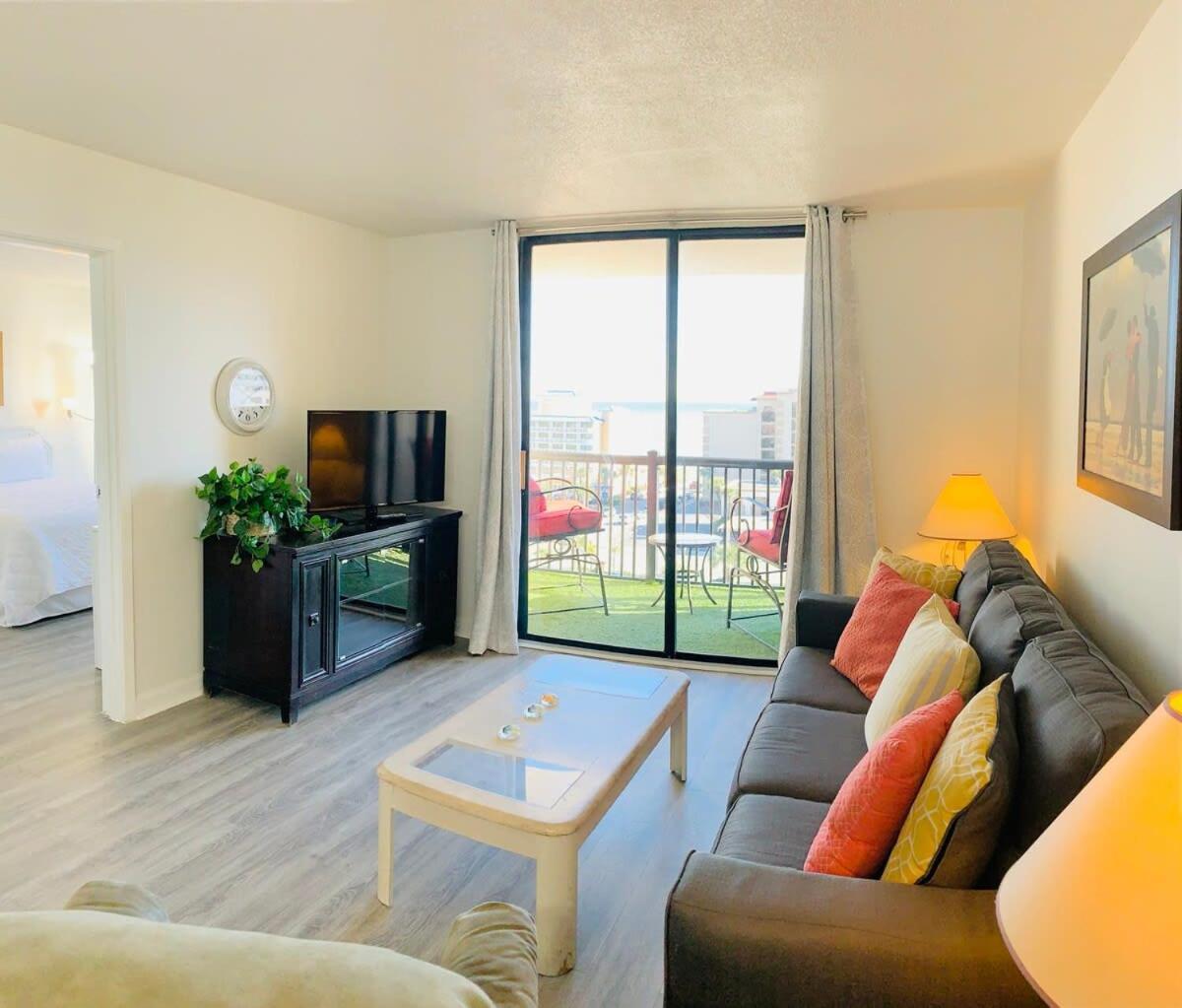Towers Beautiful Ocean View Apartment Myrtle Beach