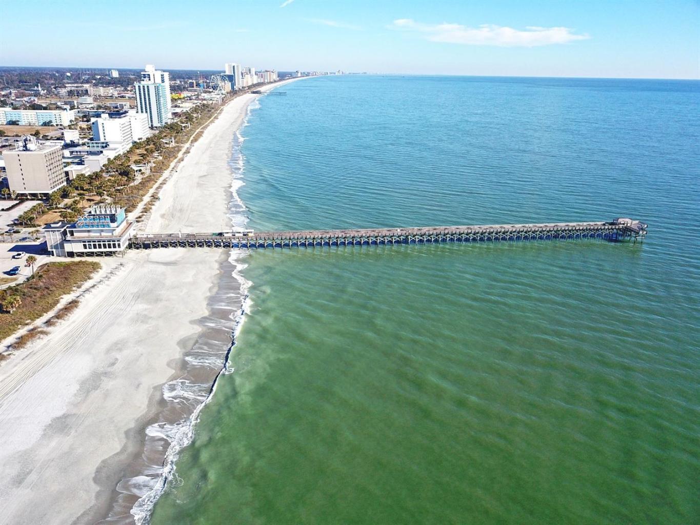 Resort Access! Chic 2-Br Escape With Pvt Balcony * Myrtle Beach