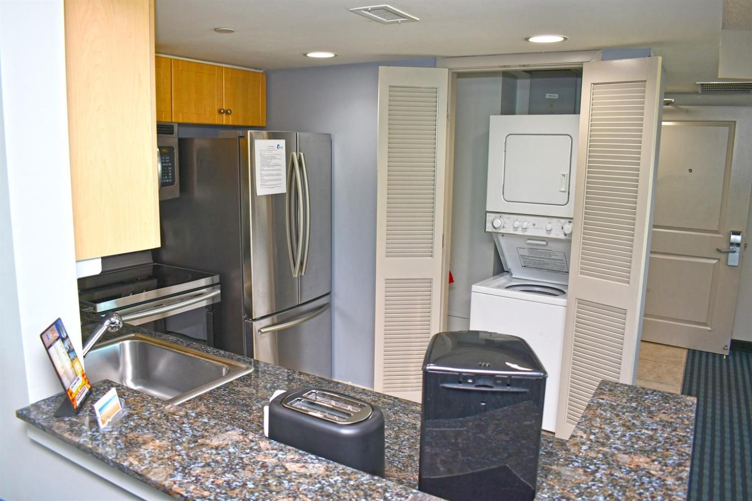 Resort Access! Chic 2-Br Escape With Pvt Balcony Aparthotel