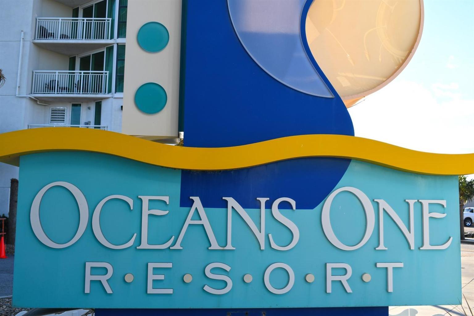 Resort Access! Chic 2-Br Escape With Pvt Balcony Aparthotel Myrtle Beach
