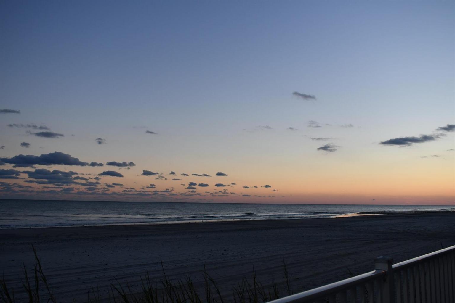 Stunning Ocean Front Views Steps To Boardwalkpier Apartment *