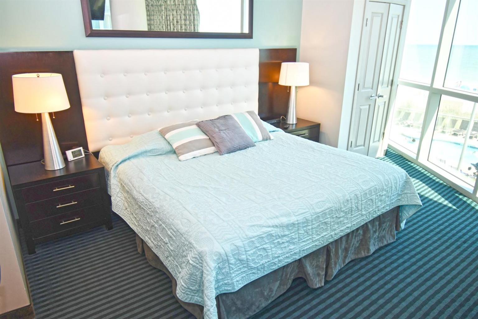 New Amazing Corneramazing Views Honeymoon Suite! *